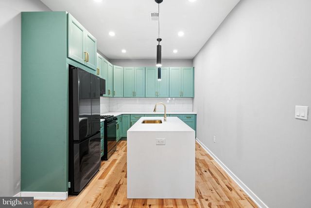 1329 DICKINSON ST, Philadelphia, PA 19147