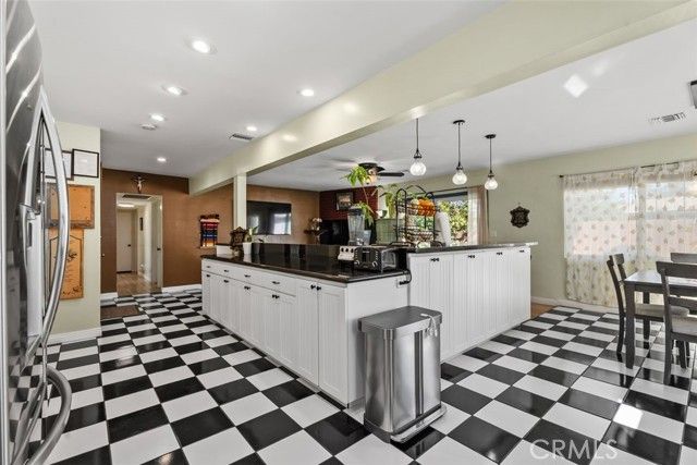 314 S Velva, Anaheim, CA 92804