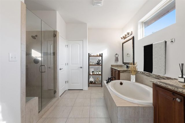 302 Duffy LN, Lakeway, TX 78738