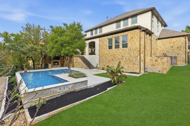 302 Duffy LN, Lakeway, TX 78738