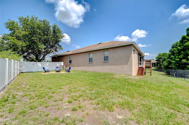 6519 TWIN BRIDGES DRIVE, Zephyrhills, FL 33541
