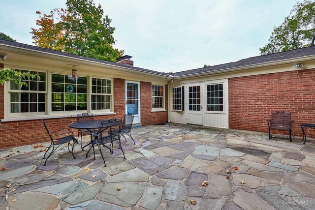 919 Oregon Trail, Wyoming, OH 45215