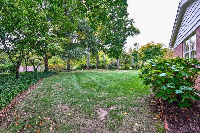 919 Oregon Trail, Wyoming, OH 45215