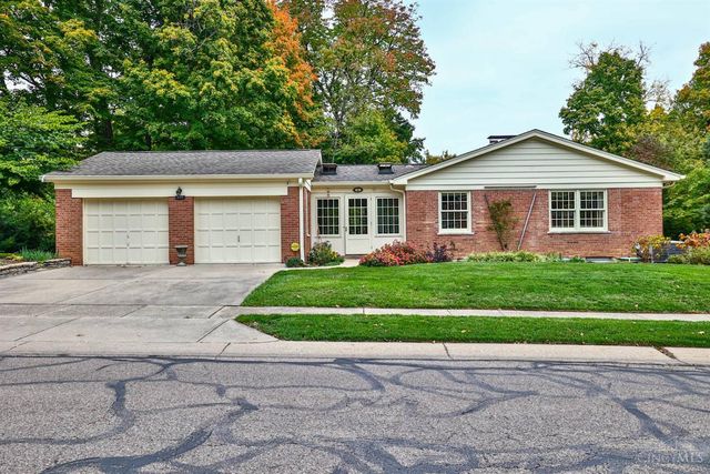 919 Oregon Trail, Wyoming, OH 45215