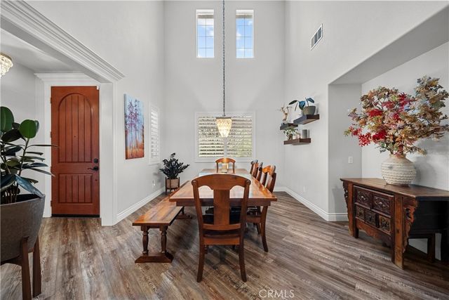 28649 Farrier, Valencia, CA 91354