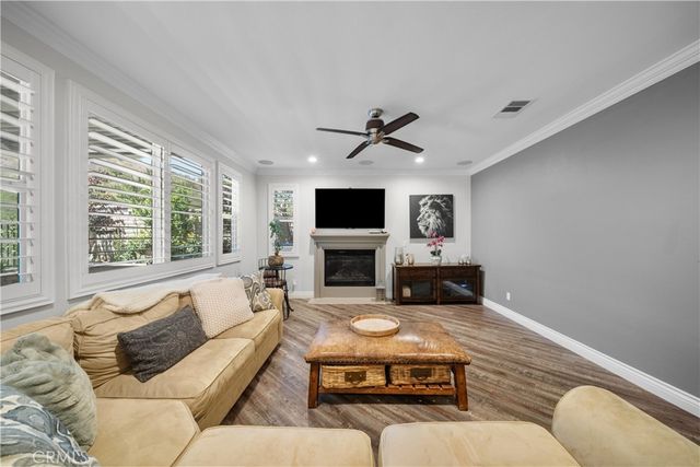 28649 Farrier, Valencia, CA 91354