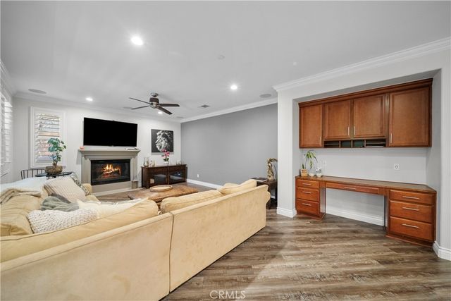 28649 Farrier, Valencia, CA 91354