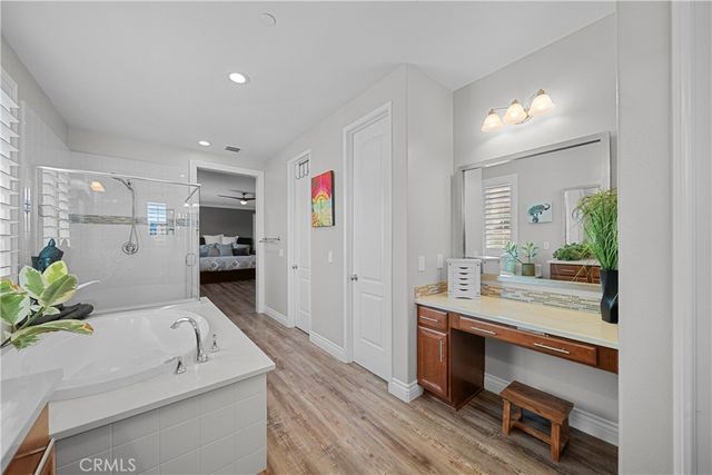 28649 Farrier, Valencia, CA 91354