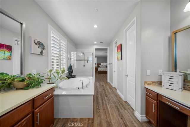 28649 Farrier, Valencia, CA 91354