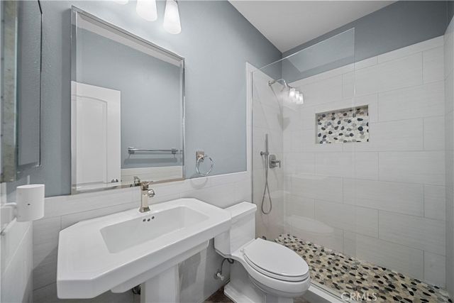 28649 Farrier, Valencia, CA 91354