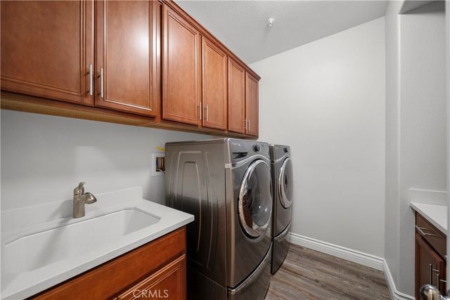 28649 Farrier, Valencia, CA 91354
