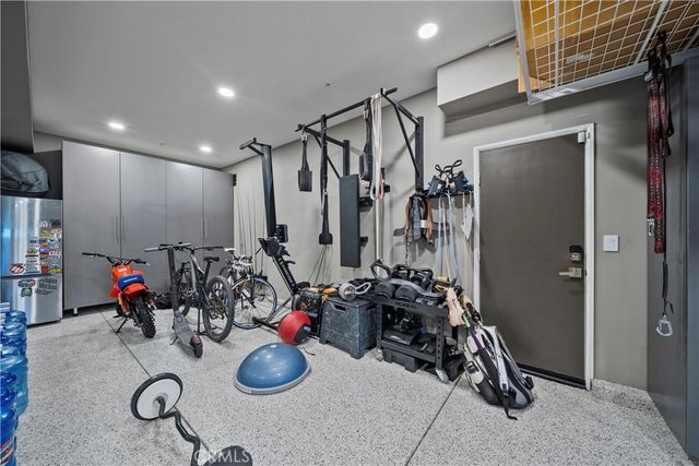 28649 Farrier, Valencia, CA 91354
