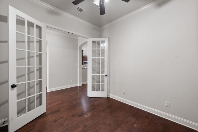 217 Cambridge Street, Waxahachie, TX 75165