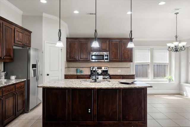 217 Cambridge Street, Waxahachie, TX 75165