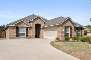 217 Cambridge Street, Waxahachie, TX 75165