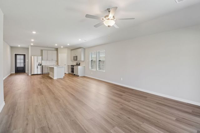 711 London Town Lane, Princeton, TX 75071