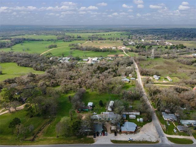 566 N State Highway 95, Bastrop, TX 78602
