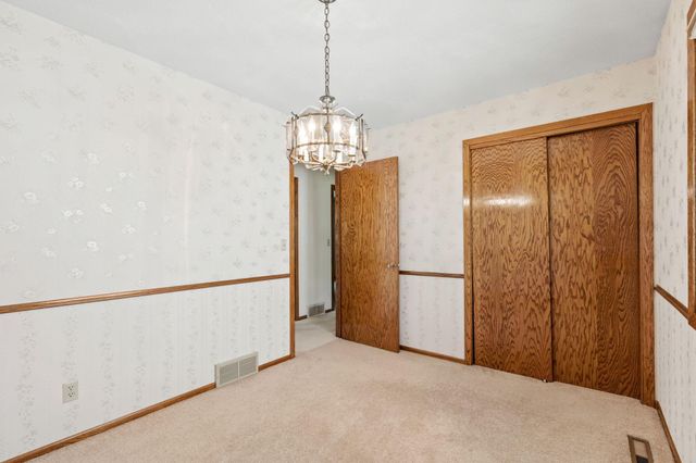 229 8th Avenue SE, Osseo, MN 55369