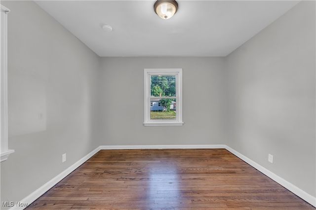 2703 Hearthstone Road, Parma, OH 44134