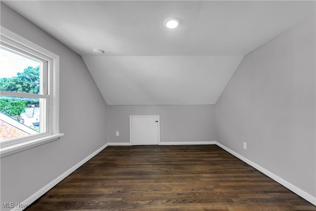 2703 Hearthstone Road, Parma, OH 44134