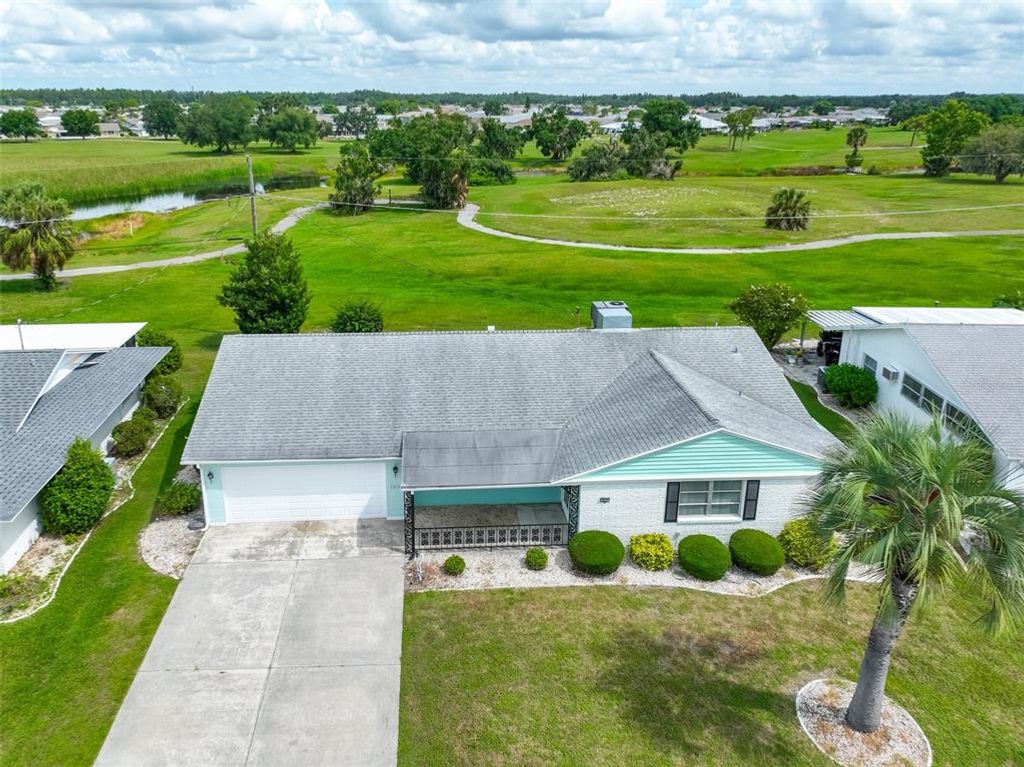823 FOX HILLS DRIVE, Sun City Center, FL 33573