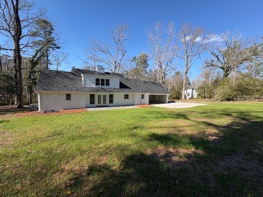 Image 2 of property listing at 289 Brookside Drive, Orangeburg, SC 29115