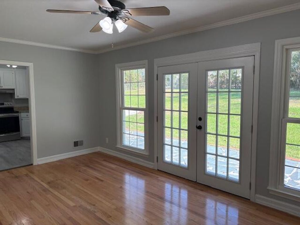 Image 8 of property listing at 289 Brookside Drive, Orangeburg, SC 29115