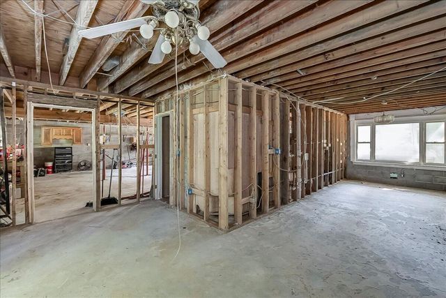 1430 Shore Acres Road, Frankfort, KY 40601