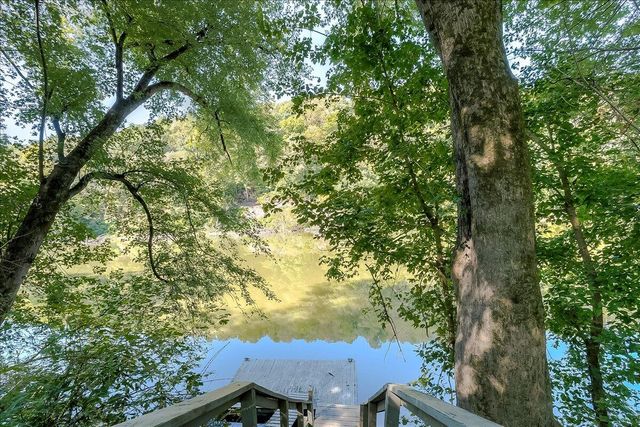 1430 Shore Acres Road, Frankfort, KY 40601