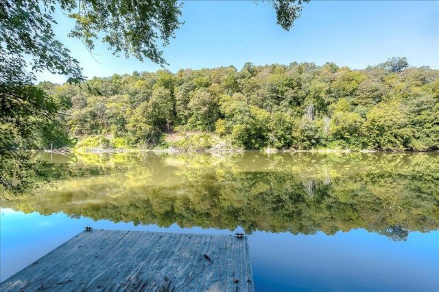 1430 Shore Acres Road, Frankfort, KY 40601
