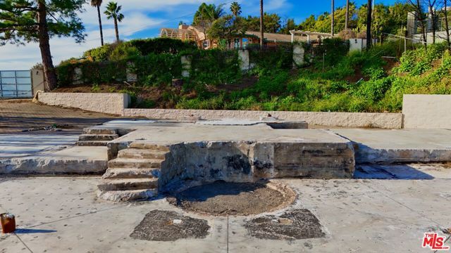 20765 Big Rock Drive, Malibu, CA 90265