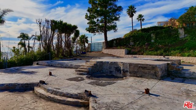 20765 Big Rock Drive, Malibu, CA 90265