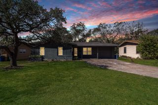 8102 Burrell DR, Austin, TX 78757