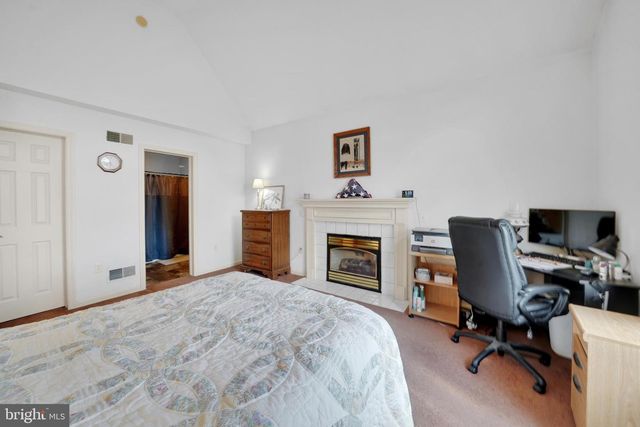 137 S RONKS RD, Ronks, PA 17572