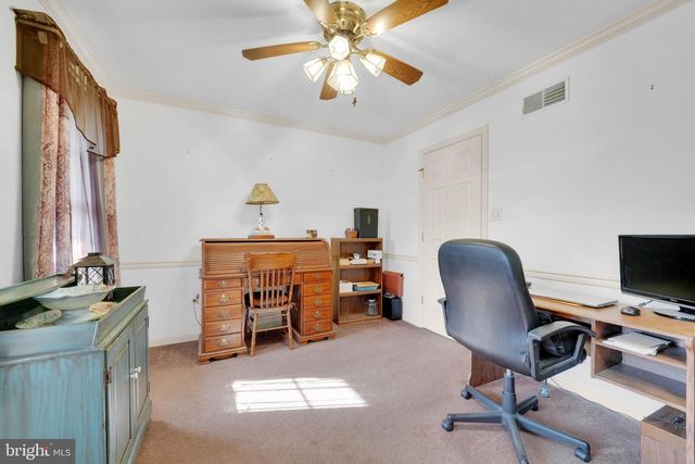 137 S RONKS RD, Ronks, PA 17572