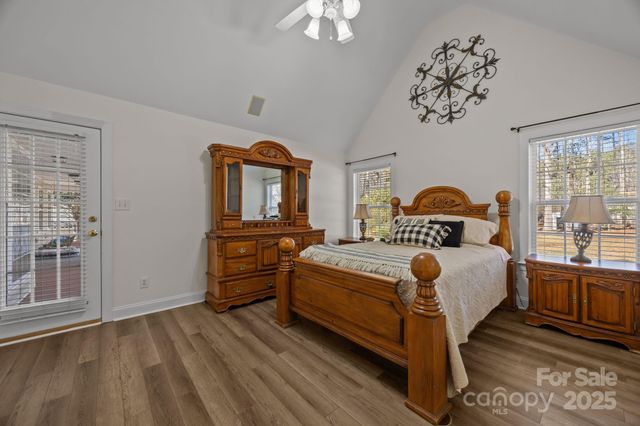 7083 Ridgeway Road, Stanley, NC 28164