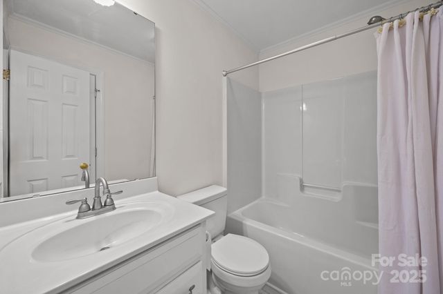 7083 Ridgeway Road, Stanley, NC 28164