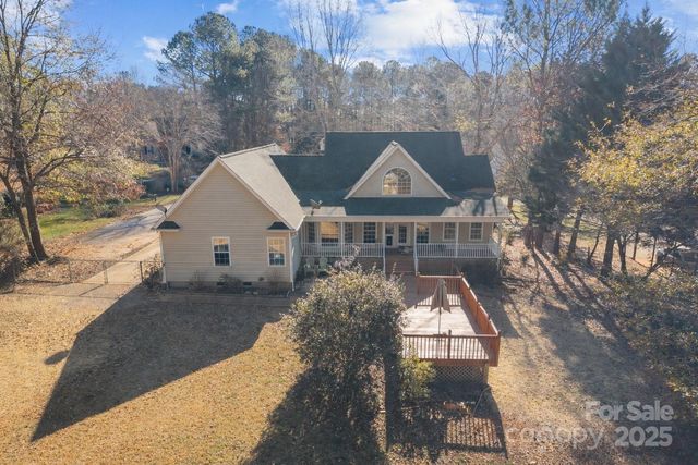 7083 Ridgeway Road, Stanley, NC 28164