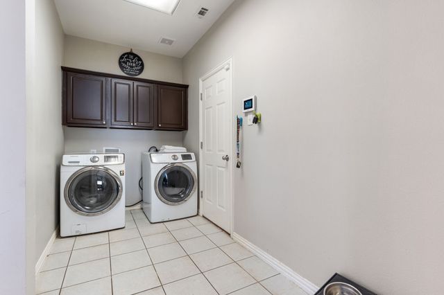 10005 Fairway Vista Drive, Rowlett, TX 75089