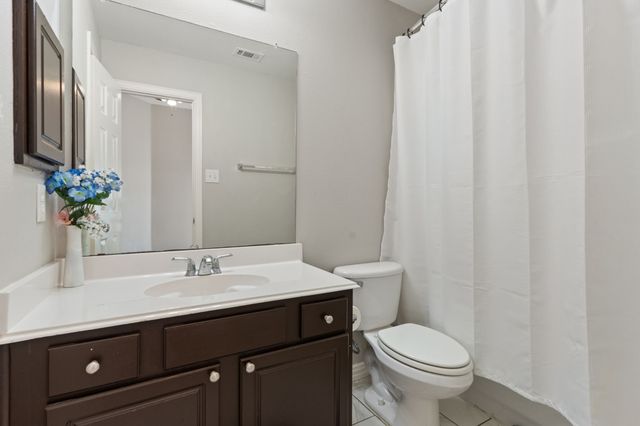 10005 Fairway Vista Drive, Rowlett, TX 75089