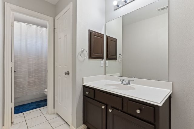 10005 Fairway Vista Drive, Rowlett, TX 75089