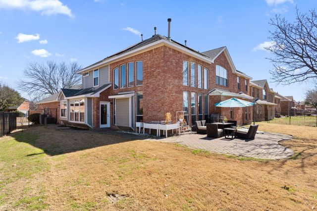 10005 Fairway Vista Drive, Rowlett, TX 75089