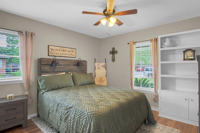10307 Catlett Lane, La Porte, TX 77571