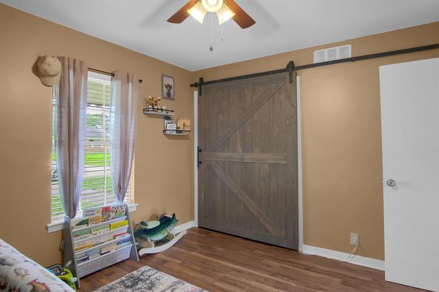 10307 Catlett Lane, La Porte, TX 77571