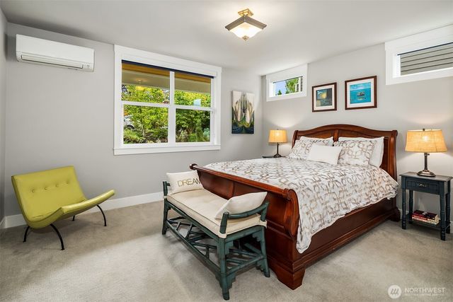 609 1st Street, Kirkland, WA 98033