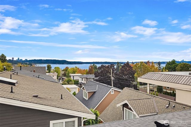 609 1st Street, Kirkland, WA 98033