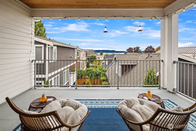 609 1st Street, Kirkland, WA 98033
