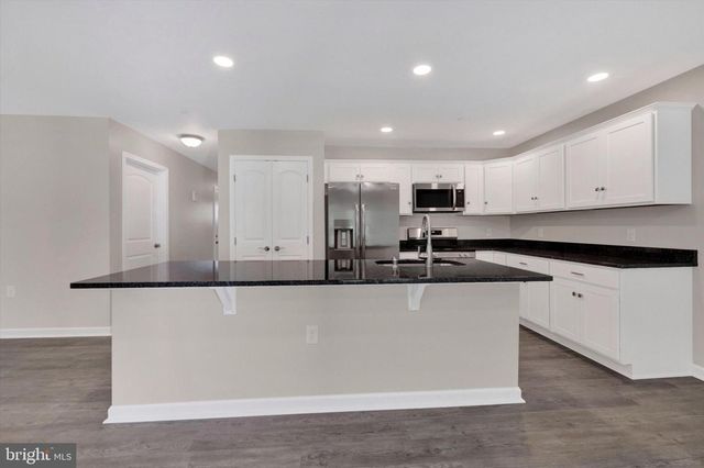 13876 PATRIOT WAY, Hagerstown, MD 21740
