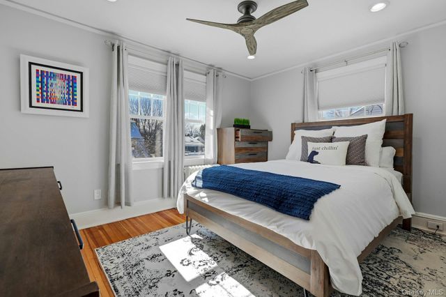 91 Bar Beach Road, Port Washington, NY 11050