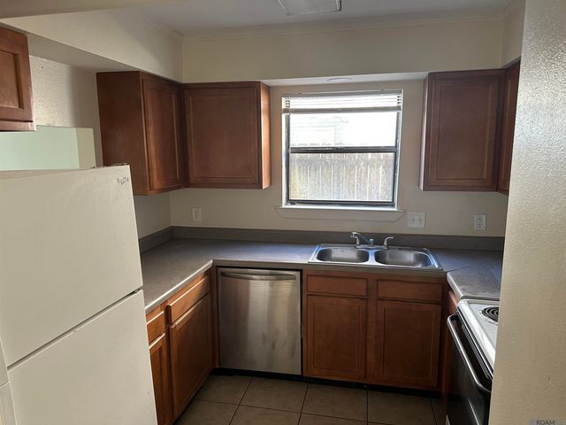 6793 Morgan Rd, Greenwell Springs, LA 70739